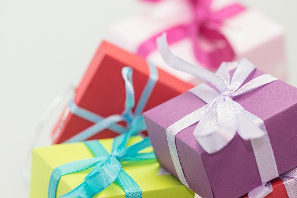 Loisirs créatifs : comment concevoir une pochette cadeau ?